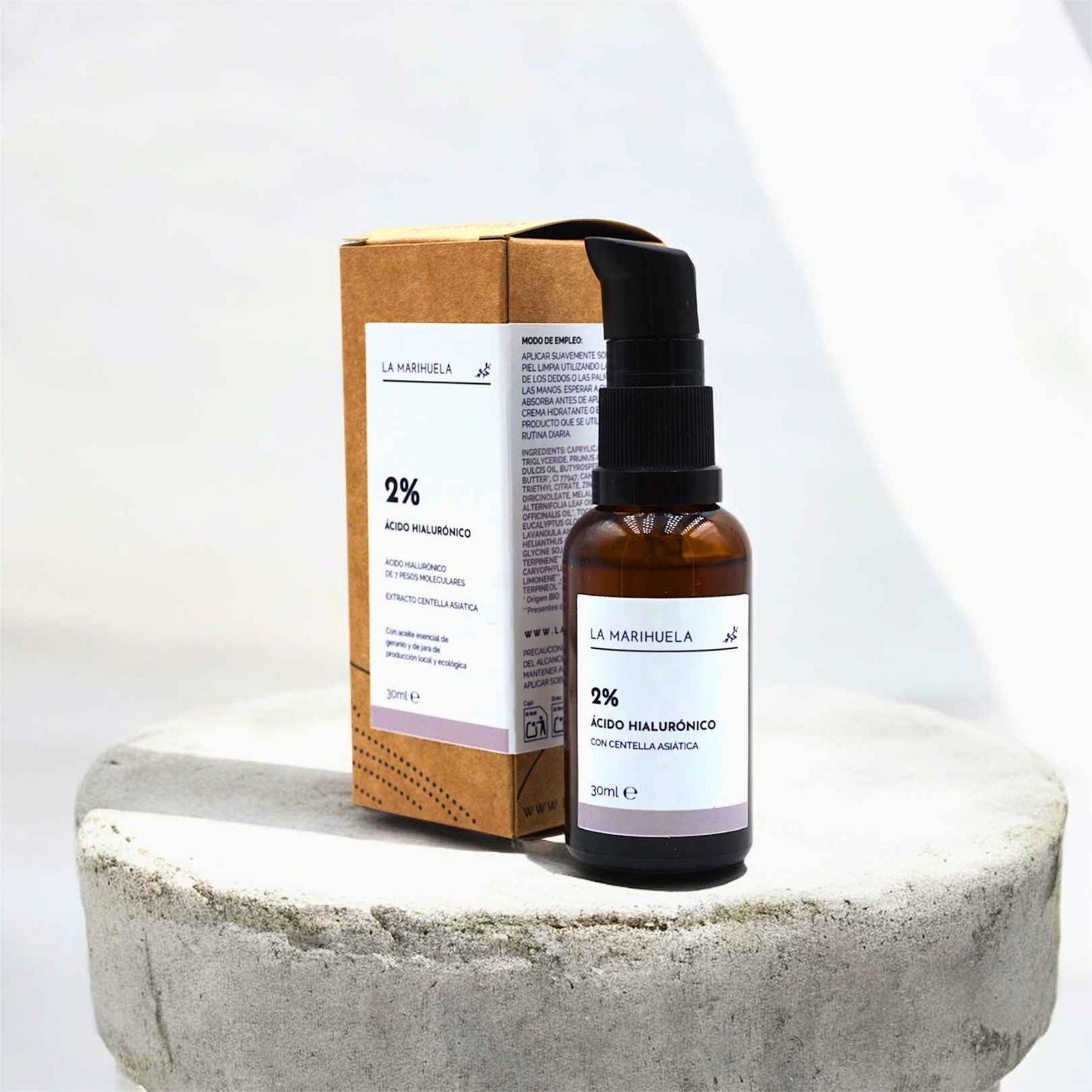 Sérum facial de ácido hialurónico 2% con centella asiática